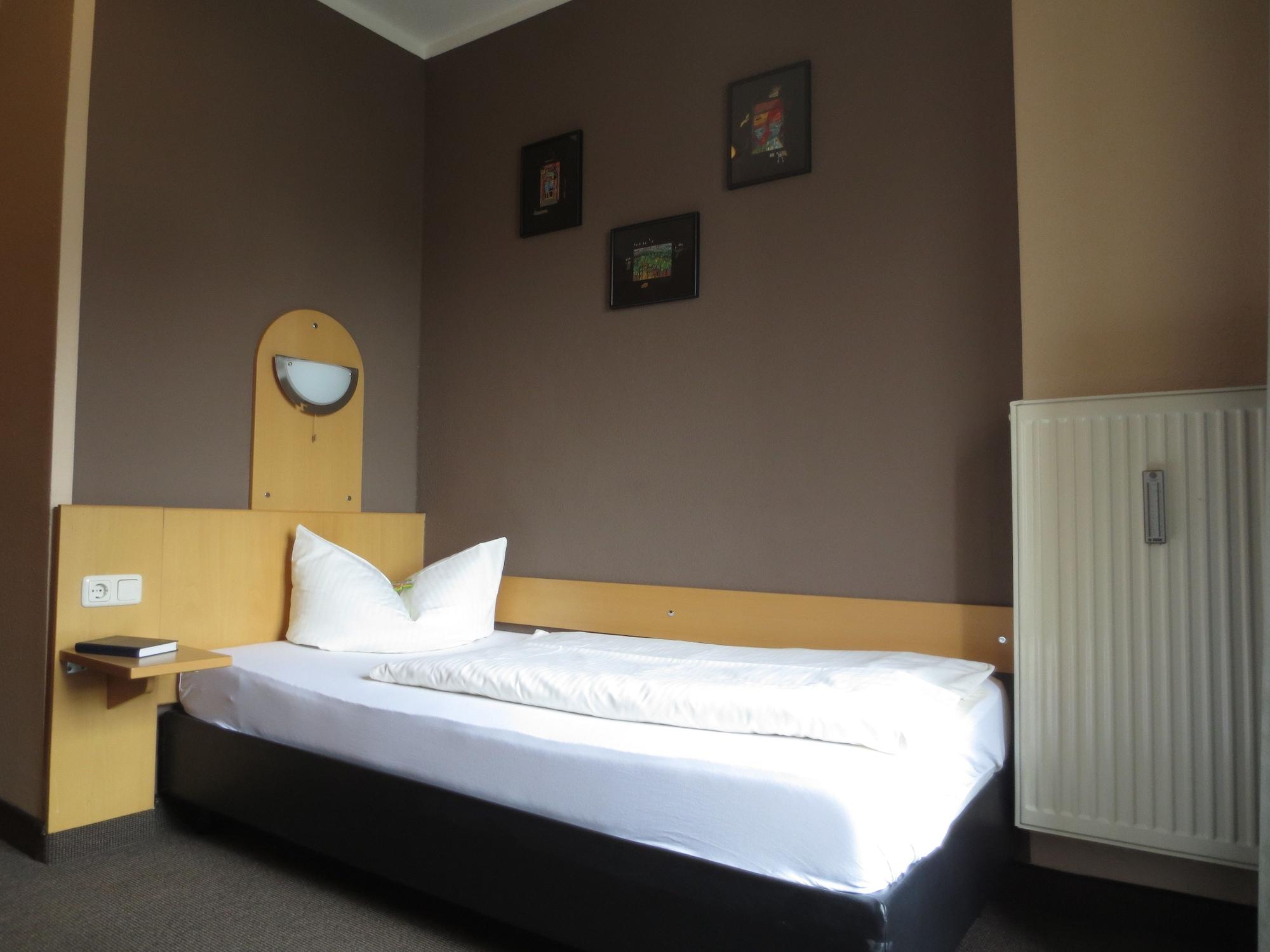 Regina Hotel